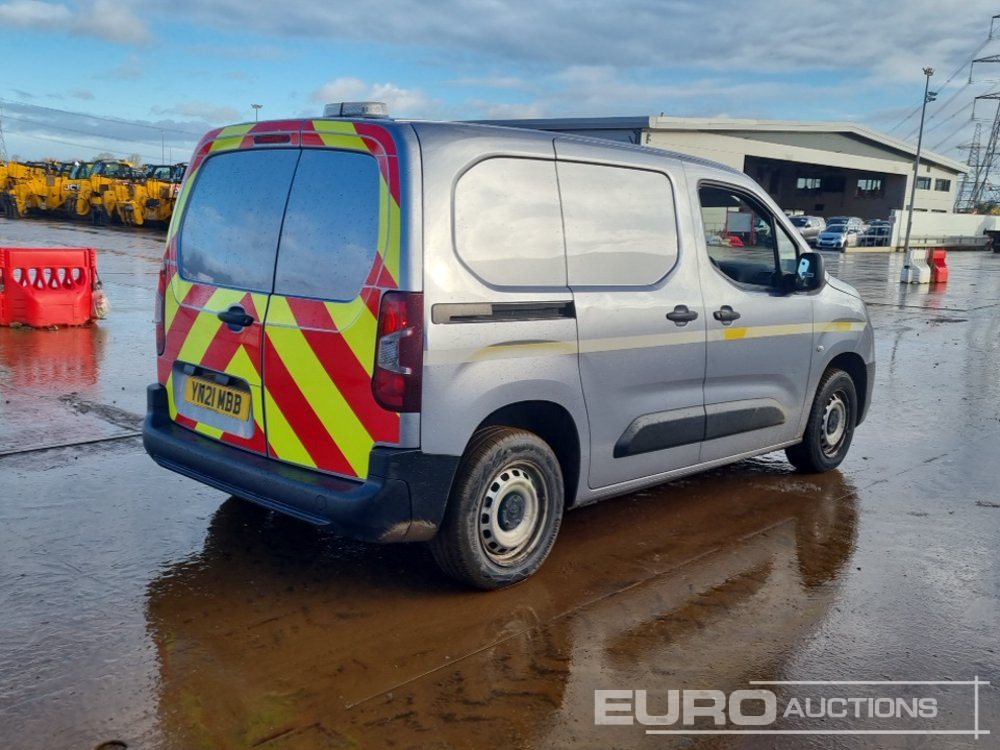 2021 Toyota Proace City - شاحنة توصيل مغلقة: صورة 5 2021 Toyota Proace City - شاحنة توصيل مغلقة: صورة 5
