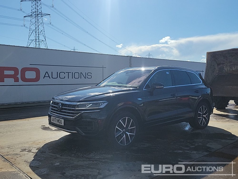2021 Volkswagen Touareg - سيارة دفع رباعي: صورة 1 2021 Volkswagen Touareg - سيارة دفع رباعي: صورة 1