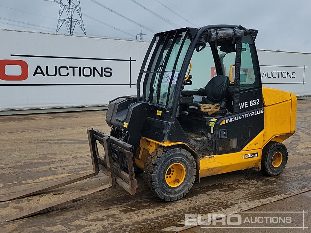 2022 JCB TLT35-23D 2WD - آلة رفع ونقل تلسكوبية: صورة 1 2022 JCB TLT35-23D 2WD - آلة رفع ونقل تلسكوبية: صورة 1