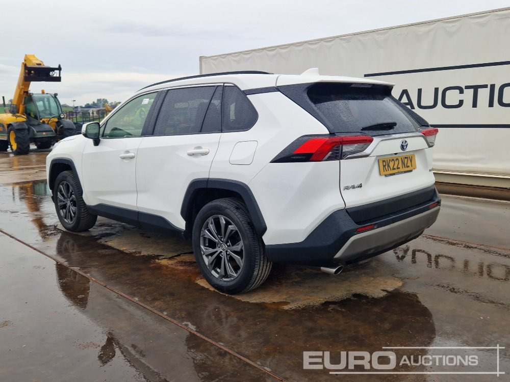 2022 Toyota RAV 4 - سيارة دفع رباعي: صورة 3 2022 Toyota RAV 4 - سيارة دفع رباعي: صورة 3