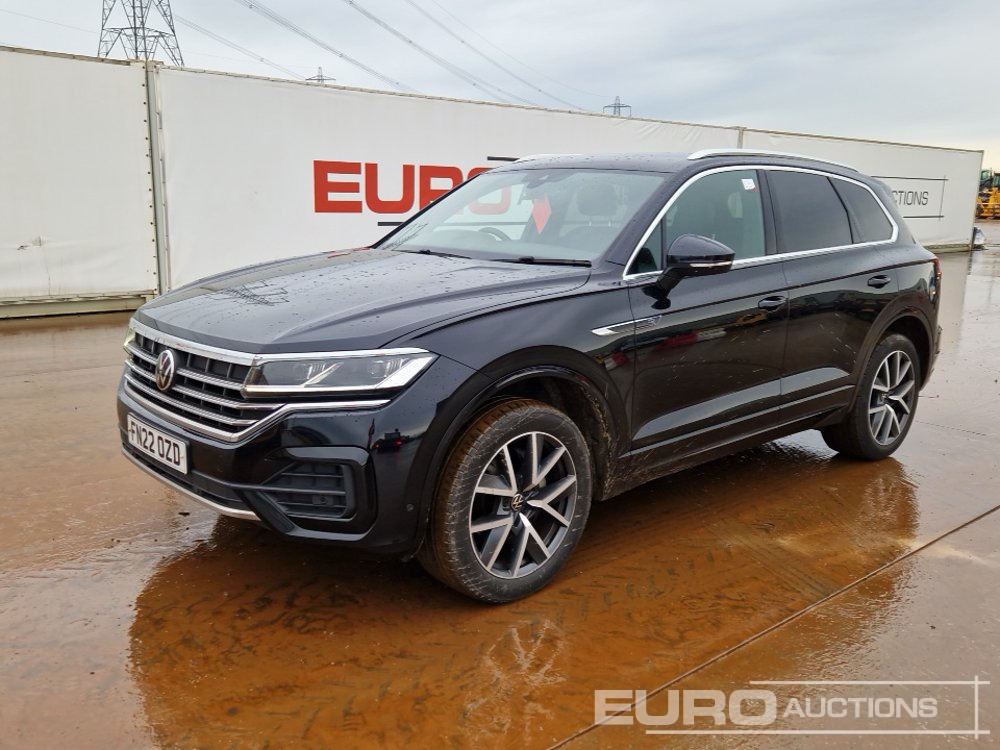 2022 Volkswagen Touareg - سيارة دفع رباعي: صورة 1 2022 Volkswagen Touareg - سيارة دفع رباعي: صورة 1