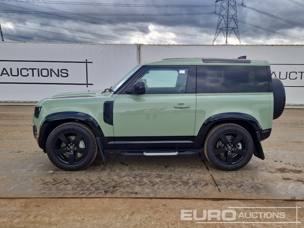 2023 Land Rover Defender 90 - سيارة دفع رباعي: صورة 2 2023 Land Rover Defender 90 - سيارة دفع رباعي: صورة 2