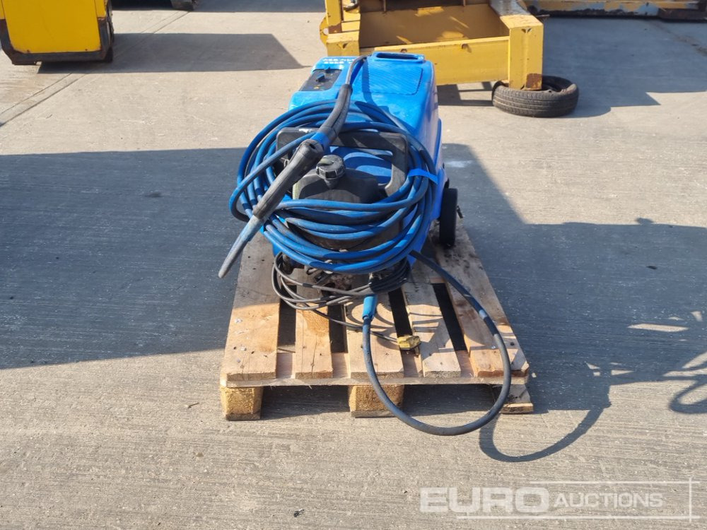 250 Volt Pressure Washer - ماكينة غسيل ضغط عالي: صورة 4 250 Volt Pressure Washer - ماكينة غسيل ضغط عالي: صورة 4