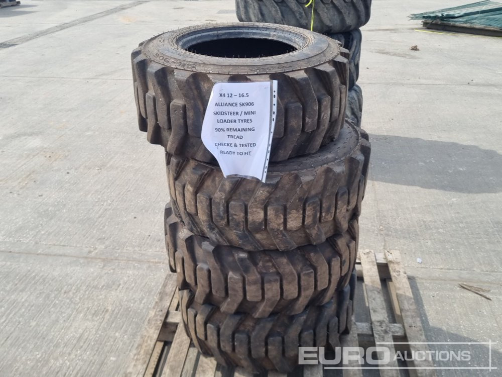 Alliance 12-16.5NHS Tyre (4 of) - إطارات: صورة 2 Alliance 12-16.5NHS Tyre (4 of) - إطارات: صورة 2