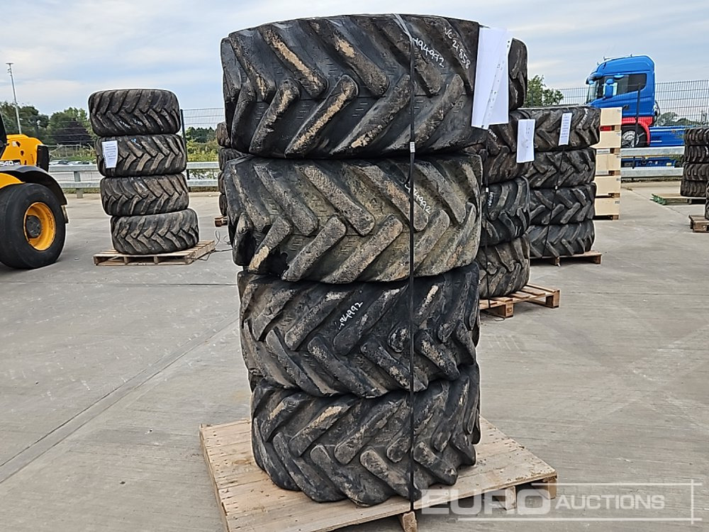 Alliance 500/60-22.5 Tyre (4 of) - إطارات: صورة 1 Alliance 500/60-22.5 Tyre (4 of) - إطارات: صورة 1