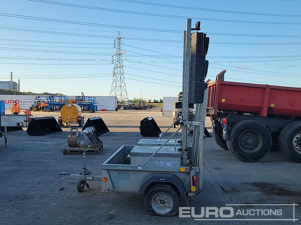 Bateson Single Axle Trailer, Ramp, 2 Way Traffic Light System - مقطورة لنقل المعدات: صورة 2 Bateson Single Axle Trailer, Ramp, 2 Way Traffic Light System - مقطورة لنقل المعدات: صورة 2