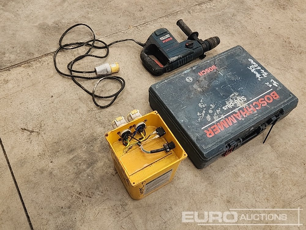 Bosch GBH 4 DFE 110 Volt Multi Drill & 110 Volt Transformer (2 of) (Spares) - معدات الانشاءات: صورة 3 Bosch GBH 4 DFE 110 Volt Multi Drill & 110 Volt Transformer (2 of) (Spares) - معدات الانشاءات: صورة 3