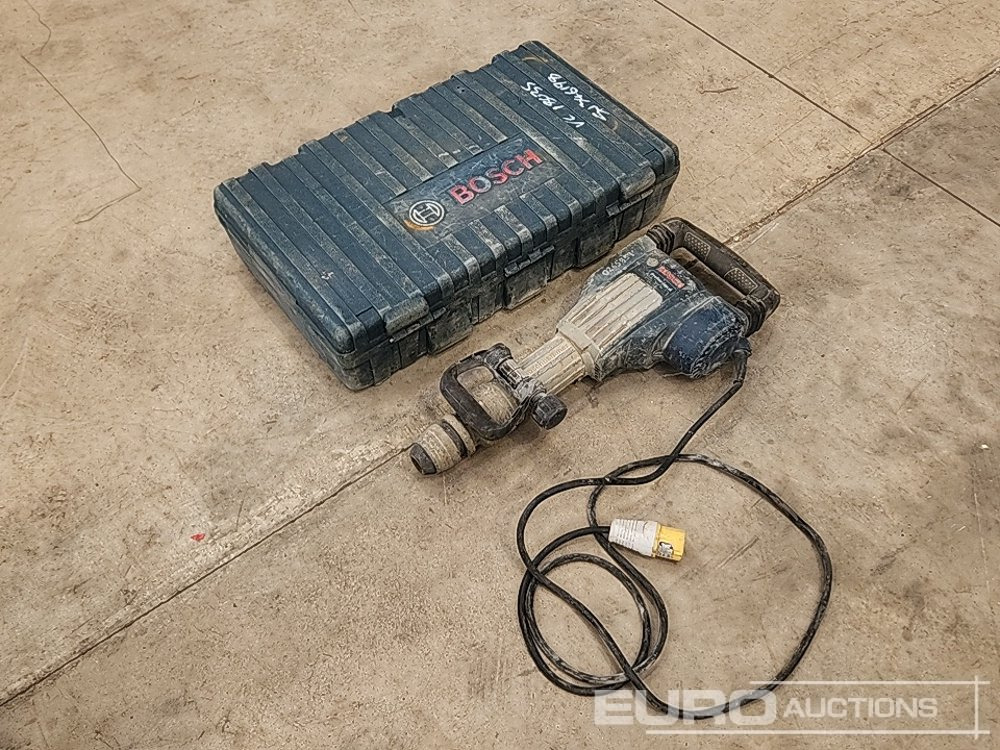 Bosch GSH 110 Volt Breaker - معدات الانشاءات: صورة 1 Bosch GSH 110 Volt Breaker - معدات الانشاءات: صورة 1