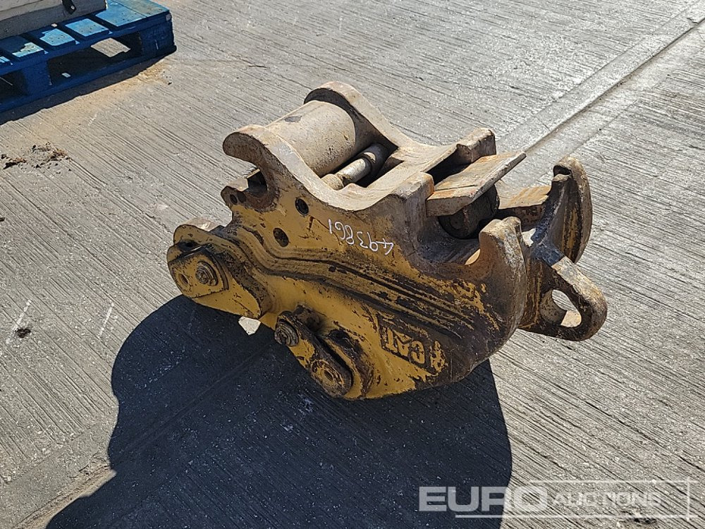 CAT Hydraulic Double Lock QH 80mm Pin to suit 20 Ton Excavator - قارنة التوصيل السريعة: صورة 3 CAT Hydraulic Double Lock QH 80mm Pin to suit 20 Ton Excavator - قارنة التوصيل السريعة: صورة 3