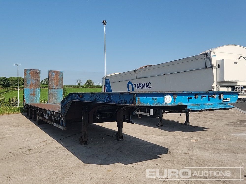 Chieftain Tri Axle Extendable Step Frame Low Loader Trailer, Hydraulic Ramps - نصف مقطورة بلودر منخفض: صورة 4 Chieftain Tri Axle Extendable Step Frame Low Loader Trailer, Hydraulic Ramps - نصف مقطورة بلودر منخفض: صورة 4
