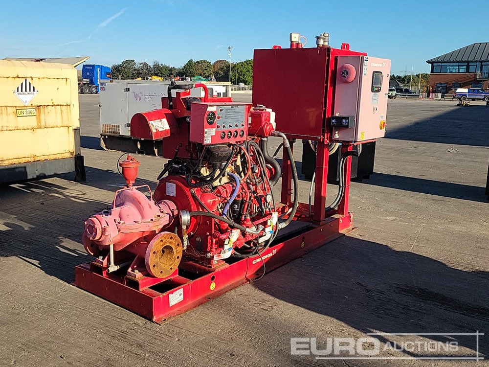 Clarke 5" Water Pump, 4 Cylnder Engine - مضخة مياه: صورة 1 Clarke 5" Water Pump, 4 Cylnder Engine - مضخة مياه: صورة 1
