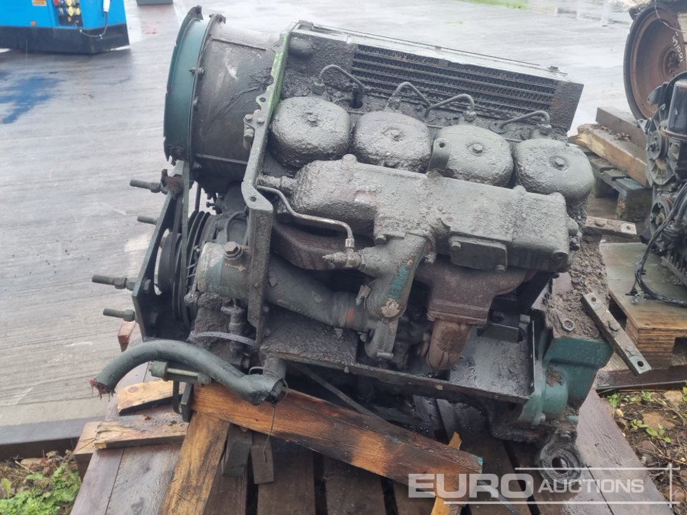 Deutz 4 Cylinder Engine - محرك: صورة 4 Deutz 4 Cylinder Engine - محرك: صورة 4