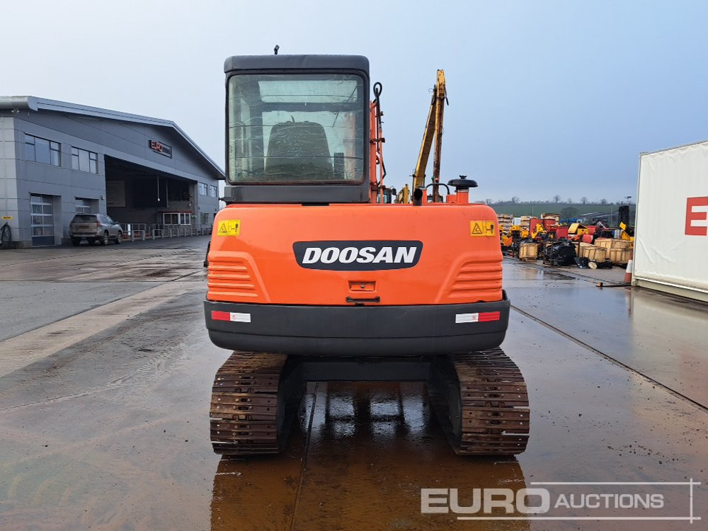 Doosan DH55-V - حفار صغير: صورة 4 Doosan DH55-V - حفار صغير: صورة 4