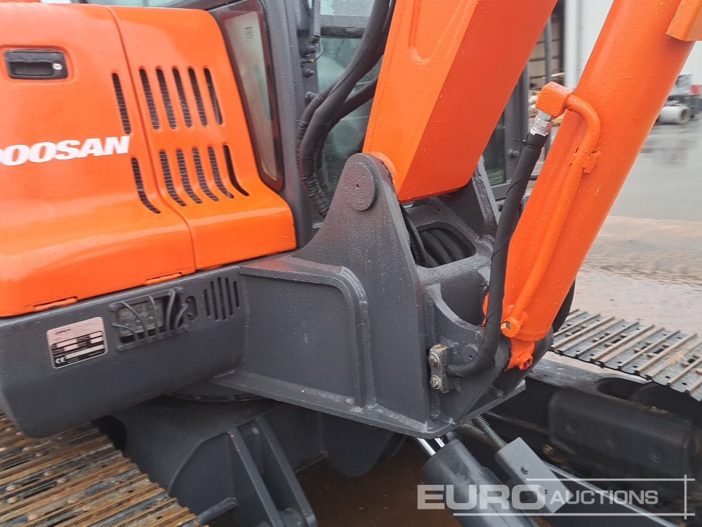 حفار صغير Doosan DX60: صورة 17 حفار صغير Doosan DX60: صورة 17