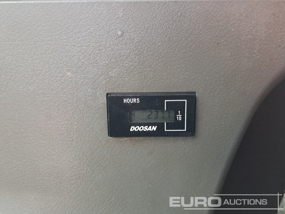 حفار صغير Doosan DX60: صورة 49 حفار صغير Doosan DX60: صورة 49
