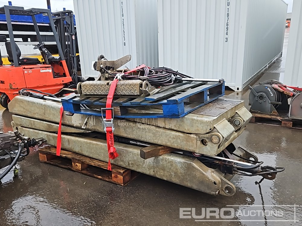 Faymonville Fliptoe Ramps C/W Hydraulic Valve Block & Sideshift to suit MAX Low Loader Trailer - معدات المناولة: صورة 4 Faymonville Fliptoe Ramps C/W Hydraulic Valve Block & Sideshift to suit MAX Low Loader Trailer - معدات المناولة: صورة 4