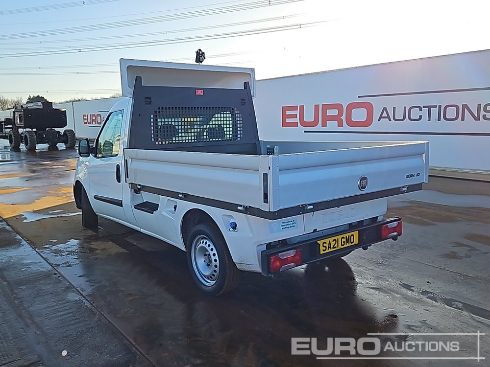 Fiat Doblo - شاحنة توصيل مفتوحة: صورة 3 Fiat Doblo - شاحنة توصيل مفتوحة: صورة 3