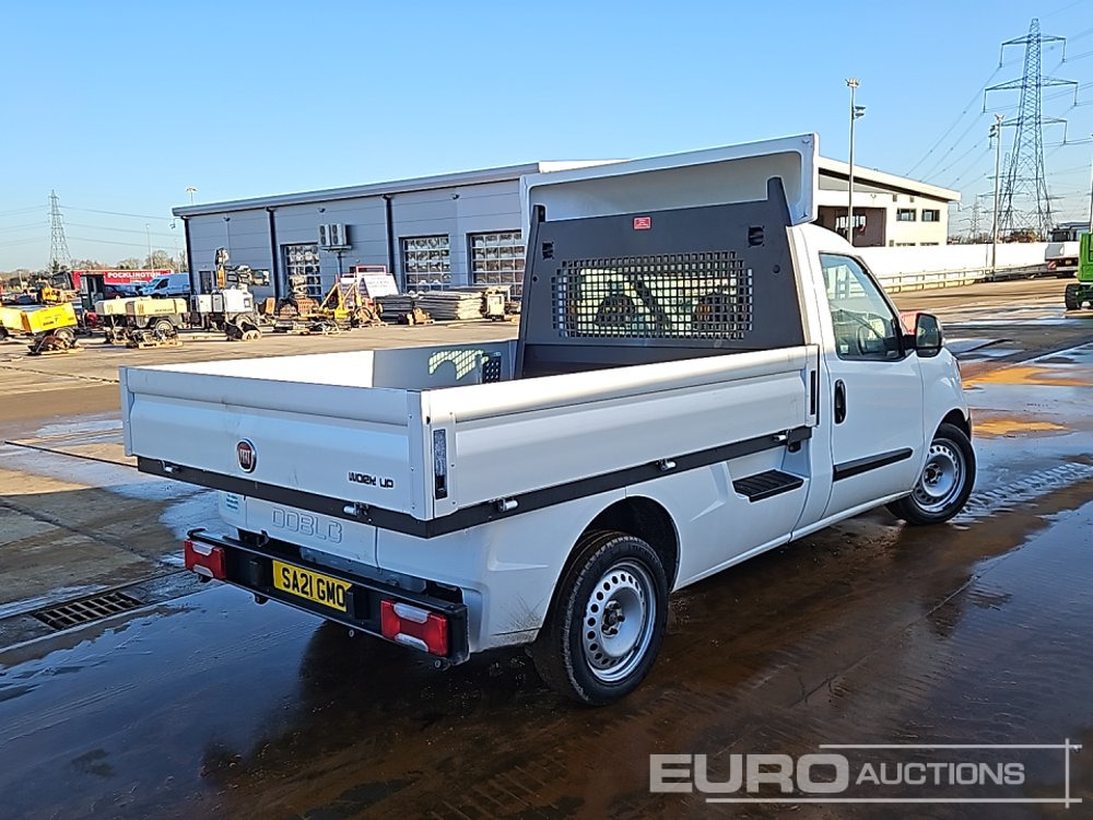 Fiat Doblo - شاحنة توصيل مفتوحة: صورة 5 Fiat Doblo - شاحنة توصيل مفتوحة: صورة 5