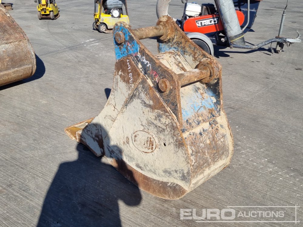 Geith 18" Digging Bucket 65mm Pin to suit 13 Ton Excavator - بكت: صورة 3 Geith 18" Digging Bucket 65mm Pin to suit 13 Ton Excavator - بكت: صورة 3