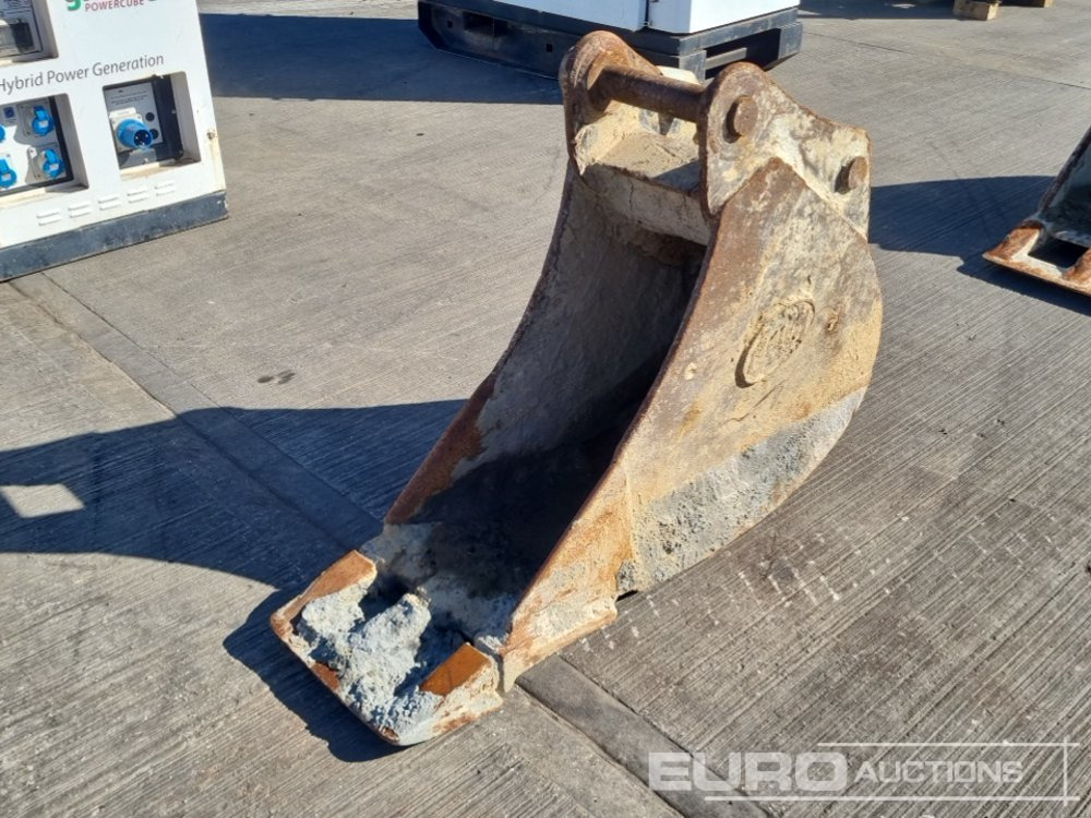 Geith 18" Digging Bucket 65mm Pin to suit 13 Ton Excavator - بكت: صورة 1 Geith 18" Digging Bucket 65mm Pin to suit 13 Ton Excavator - بكت: صورة 1