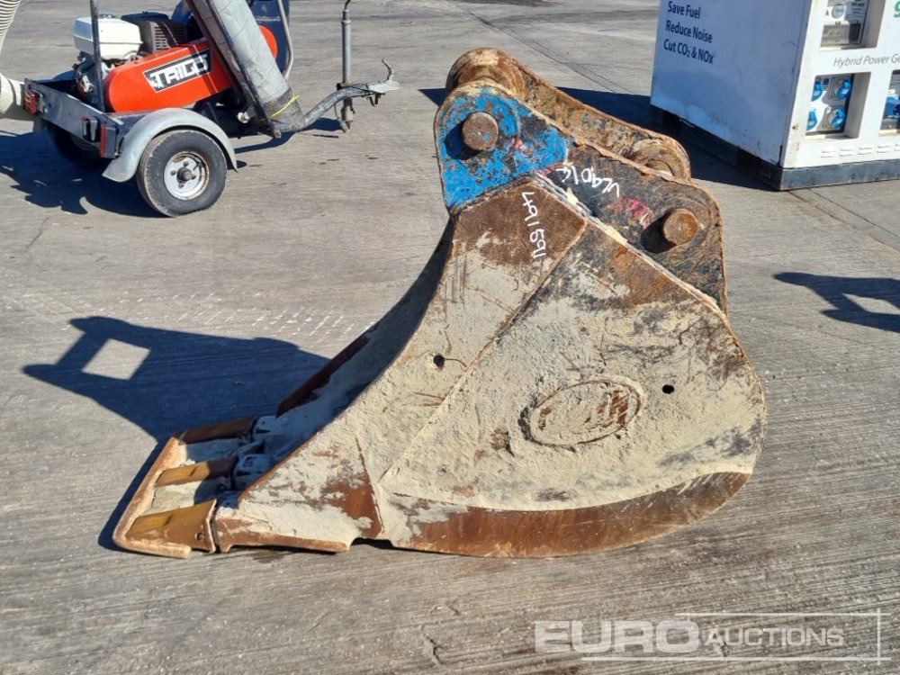 Geith 18" Digging Bucket 65mm Pin to suit 13 Ton Excavator - بكت: صورة 2 Geith 18" Digging Bucket 65mm Pin to suit 13 Ton Excavator - بكت: صورة 2