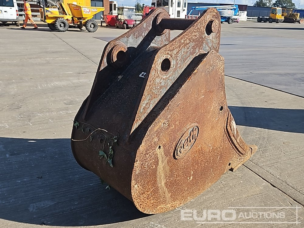 Geith 26" Digging Bucket 70mm Pin to suit 14-16 Ton Excavator - بكت: صورة 5 Geith 26" Digging Bucket 70mm Pin to suit 14-16 Ton Excavator - بكت: صورة 5