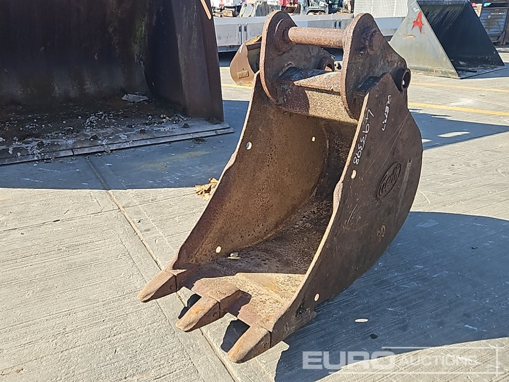 Geith 26" Digging Bucket 70mm Pin to suit 14-16 Ton Excavator - بكت: صورة 1 Geith 26" Digging Bucket 70mm Pin to suit 14-16 Ton Excavator - بكت: صورة 1