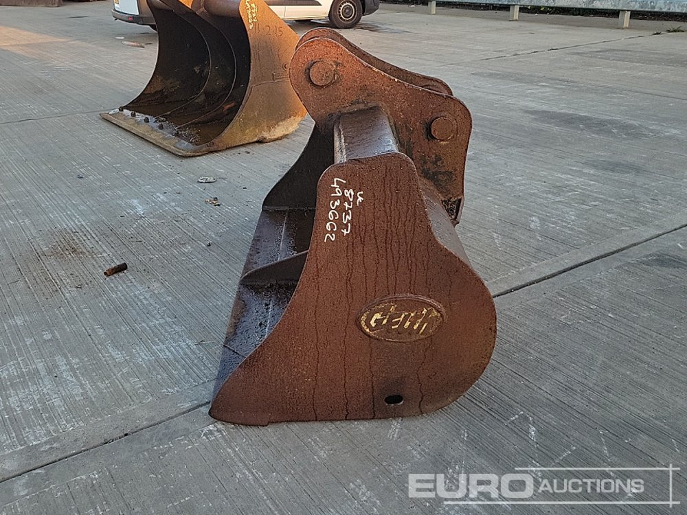 Geith 72" Ditching Bucket 80mm Pin to suit 20 Ton Excavator - بكت: صورة 2 Geith 72" Ditching Bucket 80mm Pin to suit 20 Ton Excavator - بكت: صورة 2