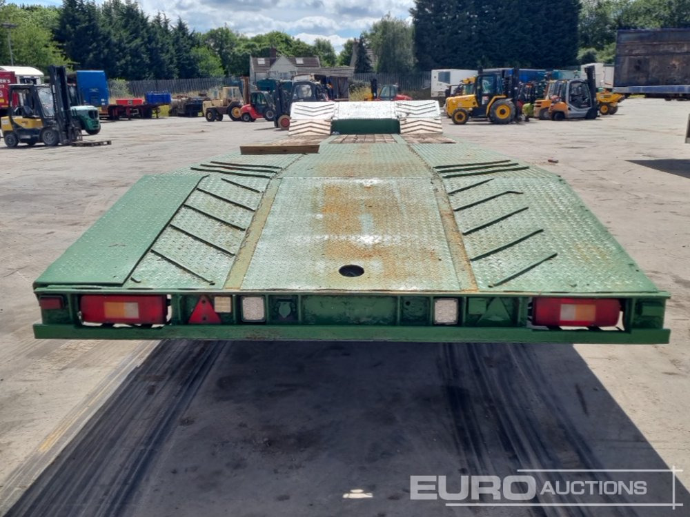 General Trailers Tri Axle Step Frame Low Loader Trailer - نصف مقطورة بلودر منخفض: صورة 4 General Trailers Tri Axle Step Frame Low Loader Trailer - نصف مقطورة بلودر منخفض: صورة 4