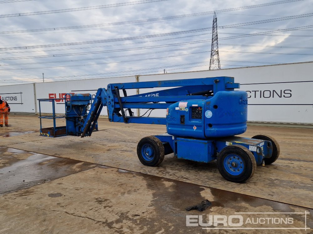 Genie Z45/25 - منصة جومحمولةية: صورة 3 Genie Z45/25 - منصة جومحمولةية: صورة 3