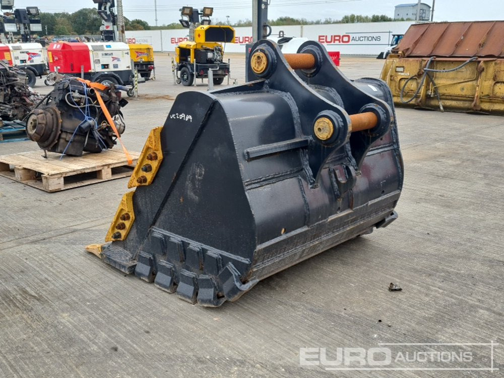 Hardox 58" Digging Bucket 80mm Pin to suit 20 Ton Excavator - بكت: صورة 5 Hardox 58" Digging Bucket 80mm Pin to suit 20 Ton Excavator - بكت: صورة 5