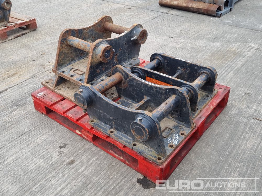Headstock 70mm Pin to suit 14-16 Ton Excavator (2 of), Headstock 65mm Pin to suit 13 Ton Excavator - مطرقة هيدروليكية: صورة 1 Headstock 70mm Pin to suit 14-16 Ton Excavator (2 of), Headstock 65mm Pin to suit 13 Ton Excavator - مطرقة هيدروليكية: صورة 1