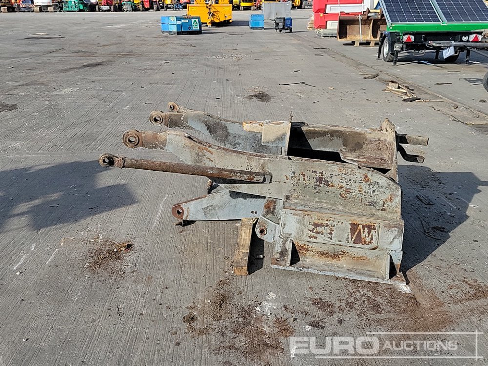Hydraulic Coupler to suit Tractor - آلات زراعية: صورة 4 Hydraulic Coupler to suit Tractor - آلات زراعية: صورة 4