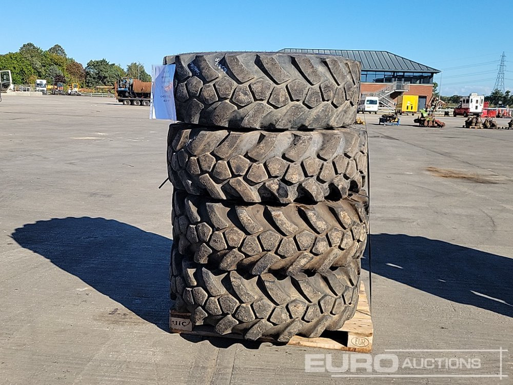 JCB 15.5-25 Tyre (4 of) - إطارات: صورة 1 JCB 15.5-25 Tyre (4 of) - إطارات: صورة 1