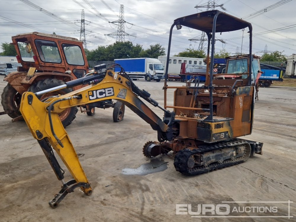 JCB 16C-1 - حفار صغير: صورة 1 JCB 16C-1 - حفار صغير: صورة 1