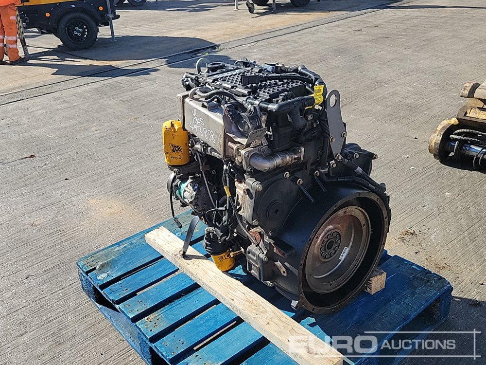JCB 4 Cylinder Engine - محرك: صورة 3 JCB 4 Cylinder Engine - محرك: صورة 3