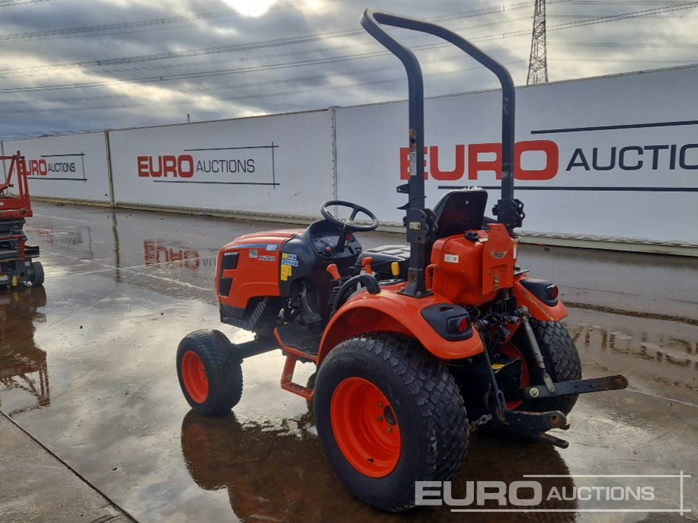 Kioti CK2810 - جرار صغير: صورة 3 Kioti CK2810 - جرار صغير: صورة 3