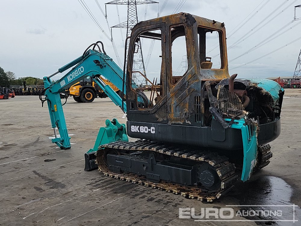 Kobelco SK60-C - حفار صغير: صورة 3 Kobelco SK60-C - حفار صغير: صورة 3