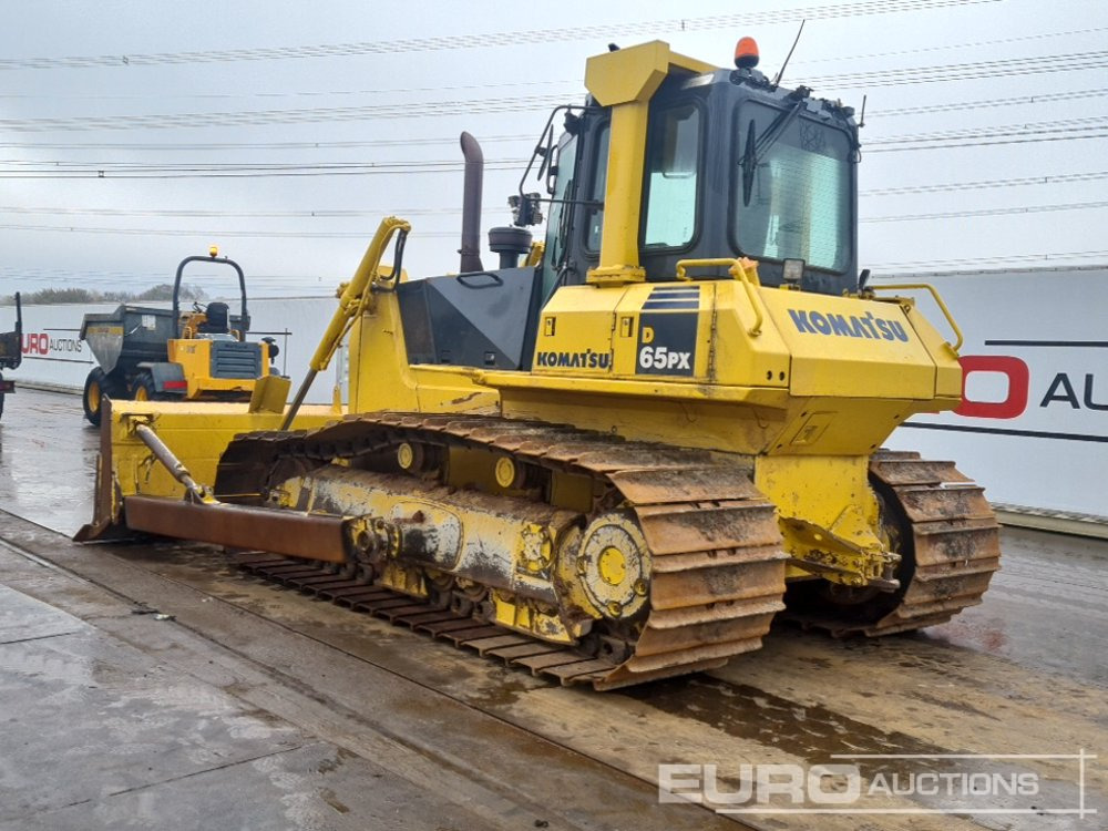 Komatsu D65PX-15 - بلدوزر: صورة 3 Komatsu D65PX-15 - بلدوزر: صورة 3