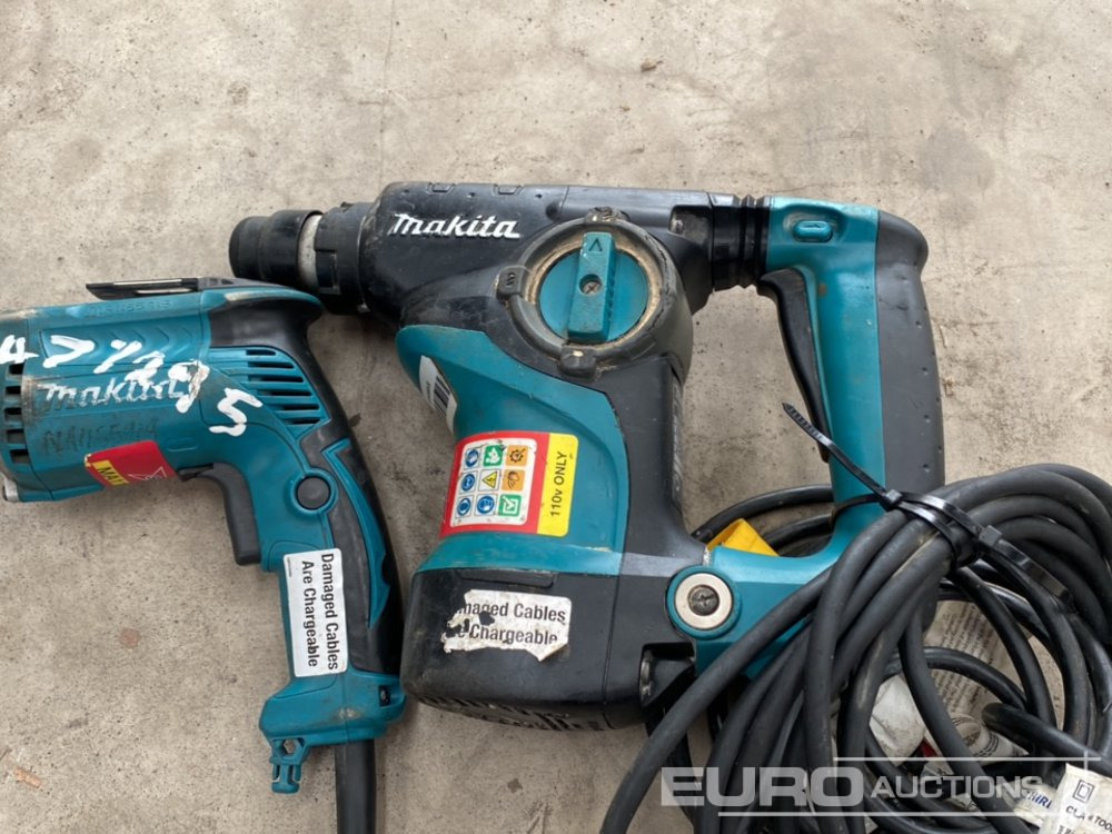 Makita FS4300 110 Volt Dry Wall Screwdriver & Makita HR2011F 110 Volt Hammer Drill/Breaker (2 of) - معدات الانشاءات: صورة 4 Makita FS4300 110 Volt Dry Wall Screwdriver & Makita HR2011F 110 Volt Hammer Drill/Breaker (2 of) - معدات الانشاءات: صورة 4