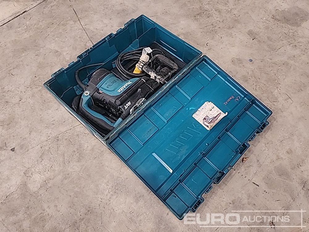 Makita HR4511C 110 Volt Breaker - معدات الانشاءات: صورة 2 Makita HR4511C 110 Volt Breaker - معدات الانشاءات: صورة 2