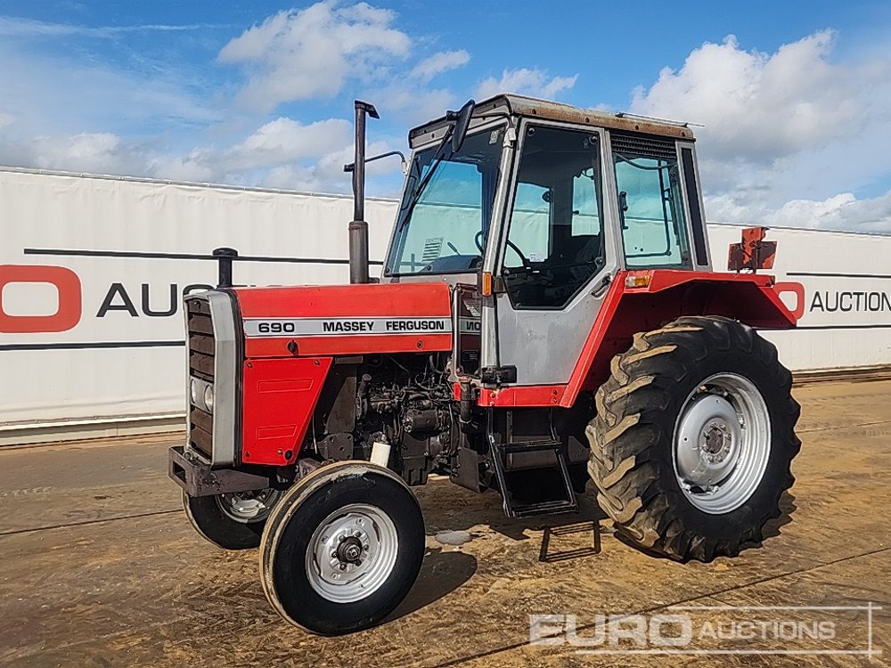 Massey Ferguson 690 - جرار: صورة 1 Massey Ferguson 690 - جرار: صورة 1