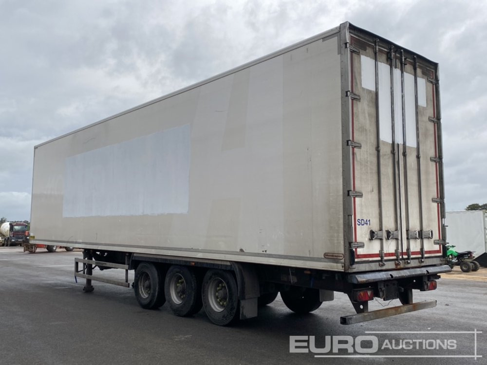 Montracon Tri Axle Refrigerated Trailer, BPW Axles, Carrier Equipment - نصف مقطورة للتبريد: صورة 2 Montracon Tri Axle Refrigerated Trailer, BPW Axles, Carrier Equipment - نصف مقطورة للتبريد: صورة 2