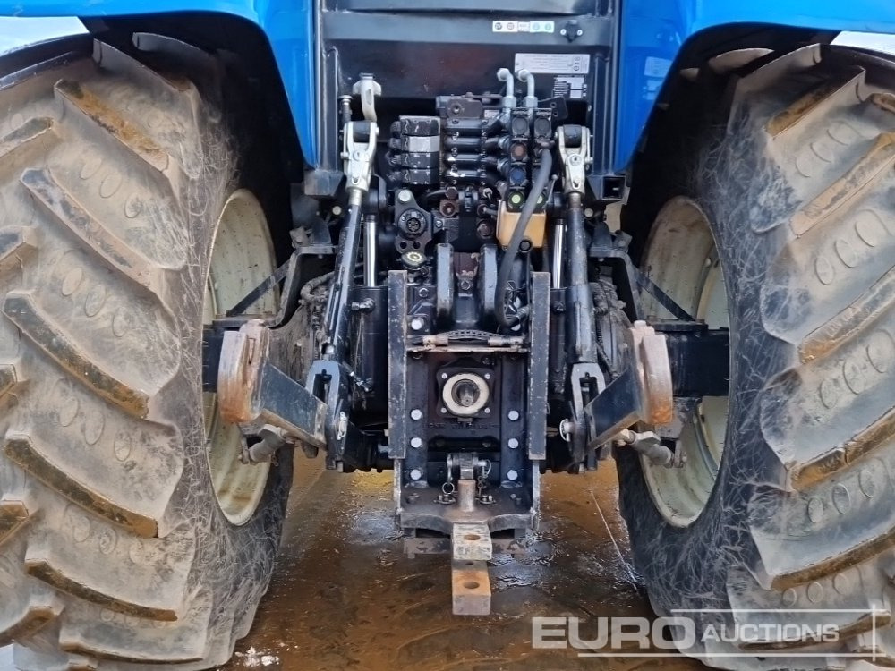 جرار New Holland T6080: صورة 17 جرار New Holland T6080: صورة 17