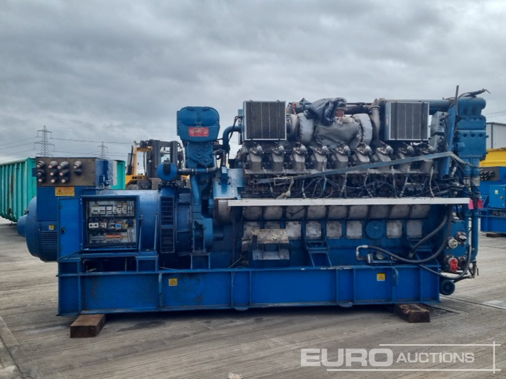 Newage Stamford 1900kVA Generator, Cummins Engine - مجموعة المولد: صورة 2 Newage Stamford 1900kVA Generator, Cummins Engine - مجموعة المولد: صورة 2