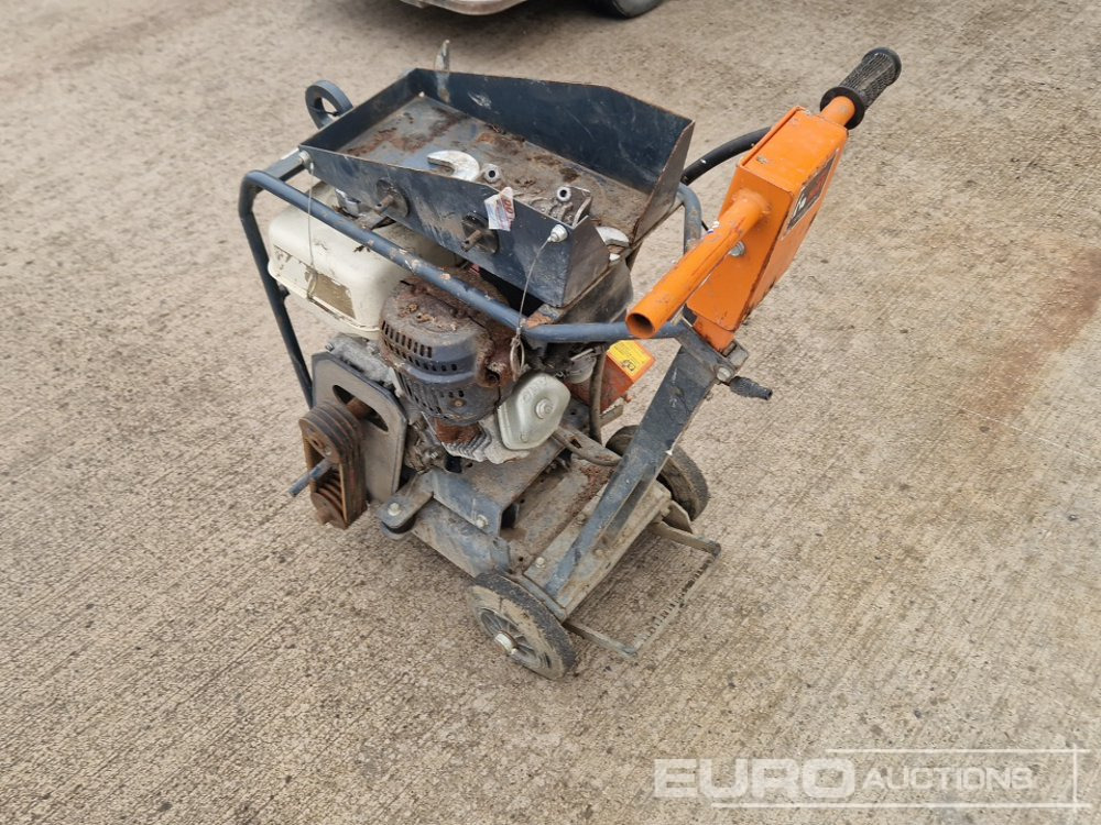 Petrol Road Saw, Honda Engine (Spares) - معــدات الاسفلت: صورة 3 Petrol Road Saw, Honda Engine (Spares) - معــدات الاسفلت: صورة 3