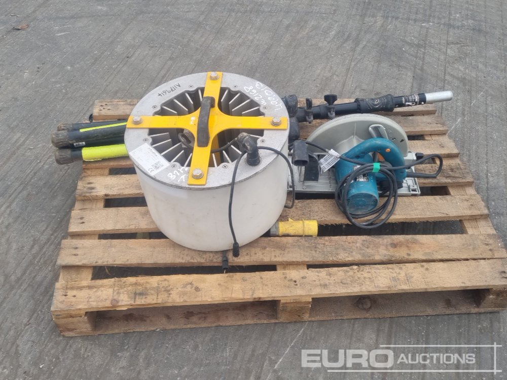 Podlite 110Volt LED Work Light & Tripod Stand, Makita 5903 110Volt Circular Saw - معدات الانشاءات: صورة 4 Podlite 110Volt LED Work Light & Tripod Stand, Makita 5903 110Volt Circular Saw - معدات الانشاءات: صورة 4