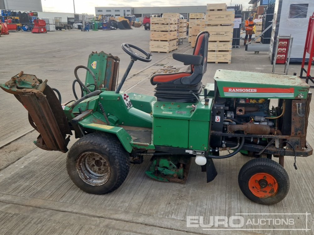 Ransomes Motor 213 - جزازة عشب الحدائق: صورة 2 Ransomes Motor 213 - جزازة عشب الحدائق: صورة 2