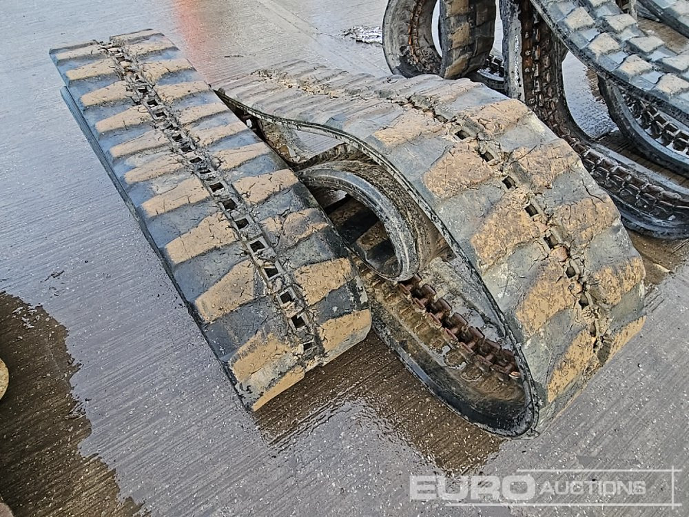 Rubber Track to suit Komatsu PC55 (2 of) - جنزير حديدي - آلات الإنشاء: صورة 3 Rubber Track to suit Komatsu PC55 (2 of) - جنزير حديدي - آلات الإنشاء: صورة 3