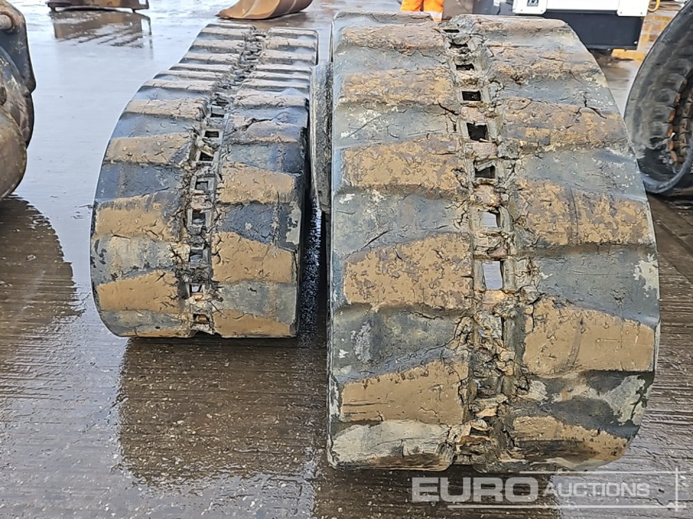 Rubber Track to suit Komatsu PC55 (2 of) - جنزير حديدي - آلات الإنشاء: صورة 4 Rubber Track to suit Komatsu PC55 (2 of) - جنزير حديدي - آلات الإنشاء: صورة 4